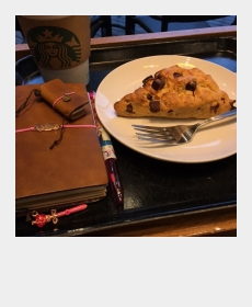 たまにはカフェでゆっくり。