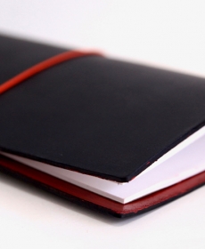 Black &amp; RED Edition 蝋引き仕上げ ハチミツの香り付き