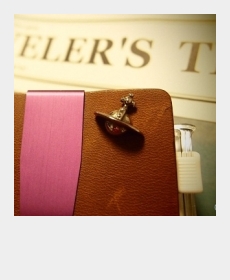 vivienne westwoodのピアス
