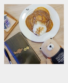 Taking a break in Bangkok with my Traveler&#039;s Notebook