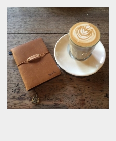 My Simple and Light Passport Sized Traveler&#039;s Notebook