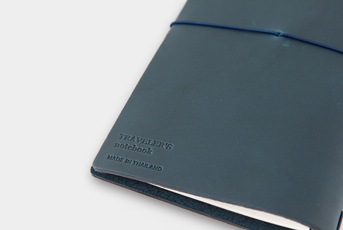 TRAVELER’S notebook Blue Edition トラベラーズノート ブルーエディション | TRAVELER'S COMPANY